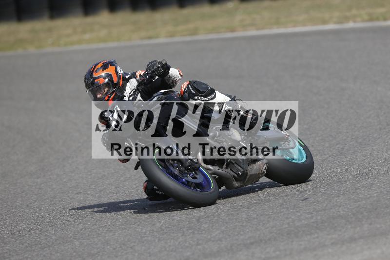 /37 09.08.2026  Pluess Motosport ADR/Freies Fahren/37